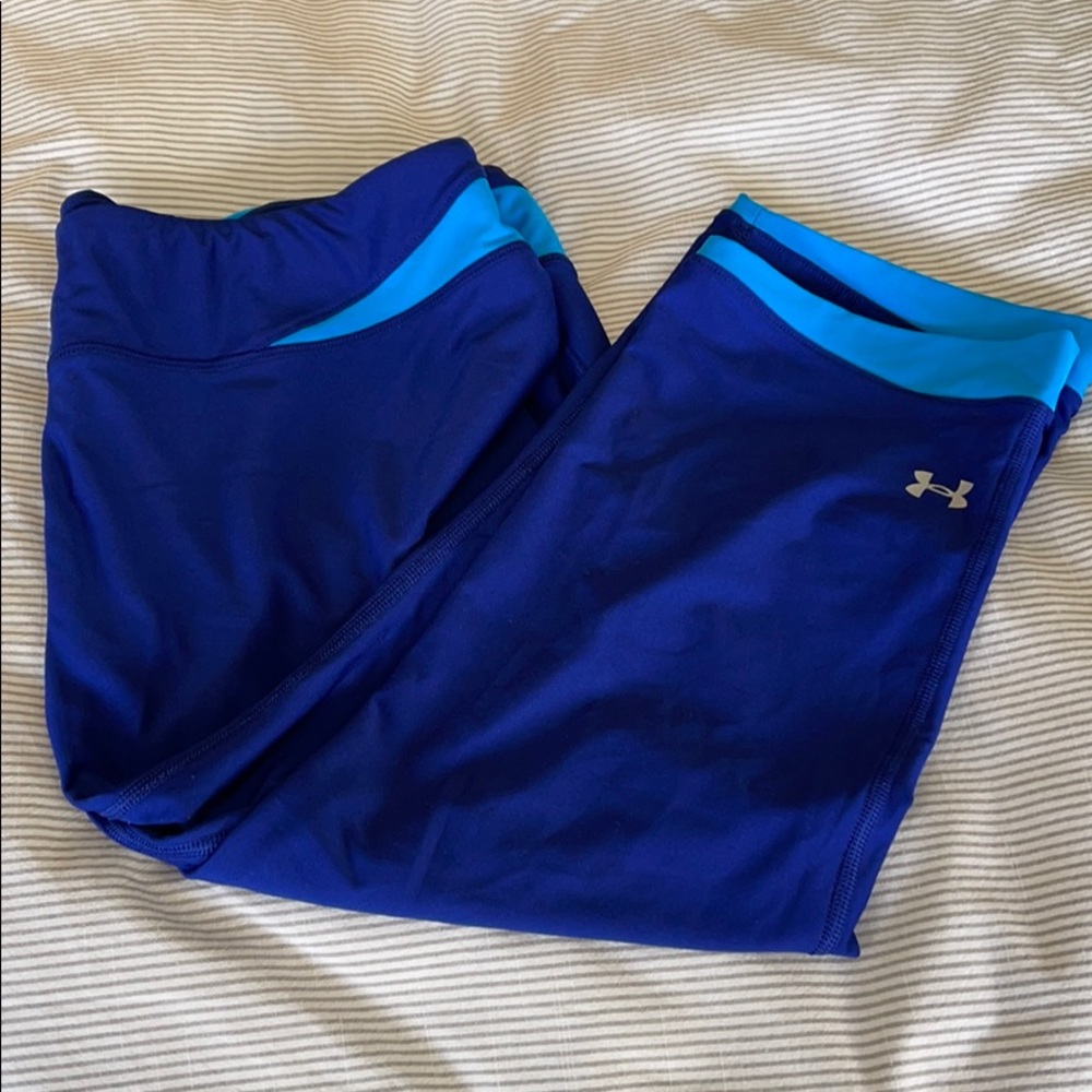 Fitted Capri Leggings